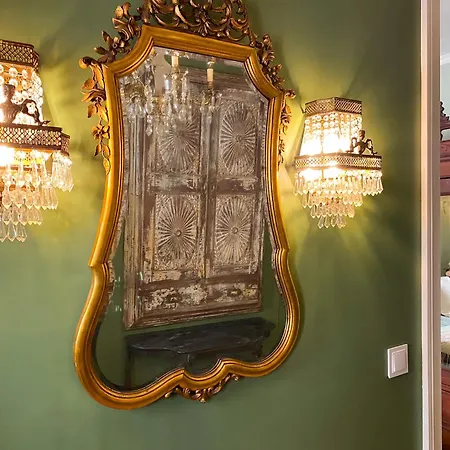 Modern Belle Epoque & Luxury Duplex דירה