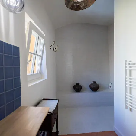 Modern Belle Epoque & Luxury Duplex דירה