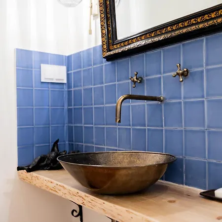 Modern Belle Epoque & Luxury Duplex דירה