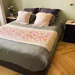 Modern Belle Epoque & Luxury Duplex Apartmán