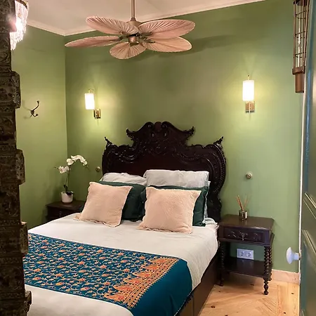 Modern Belle Epoque & Luxury Duplex *